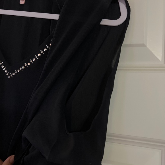 Black rhinestone blouse with peakaboo sleeve - Picture 2 of 5
